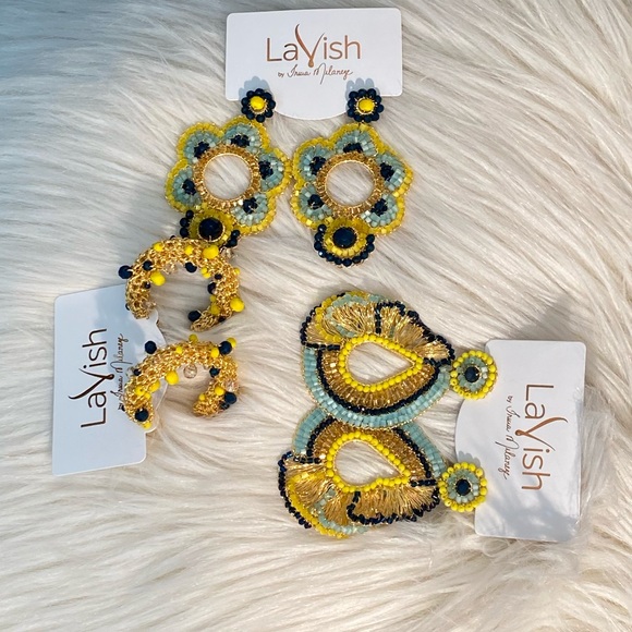 Small Hand Made Gold Crochet Beaded Hoops - Picture 8 of 11